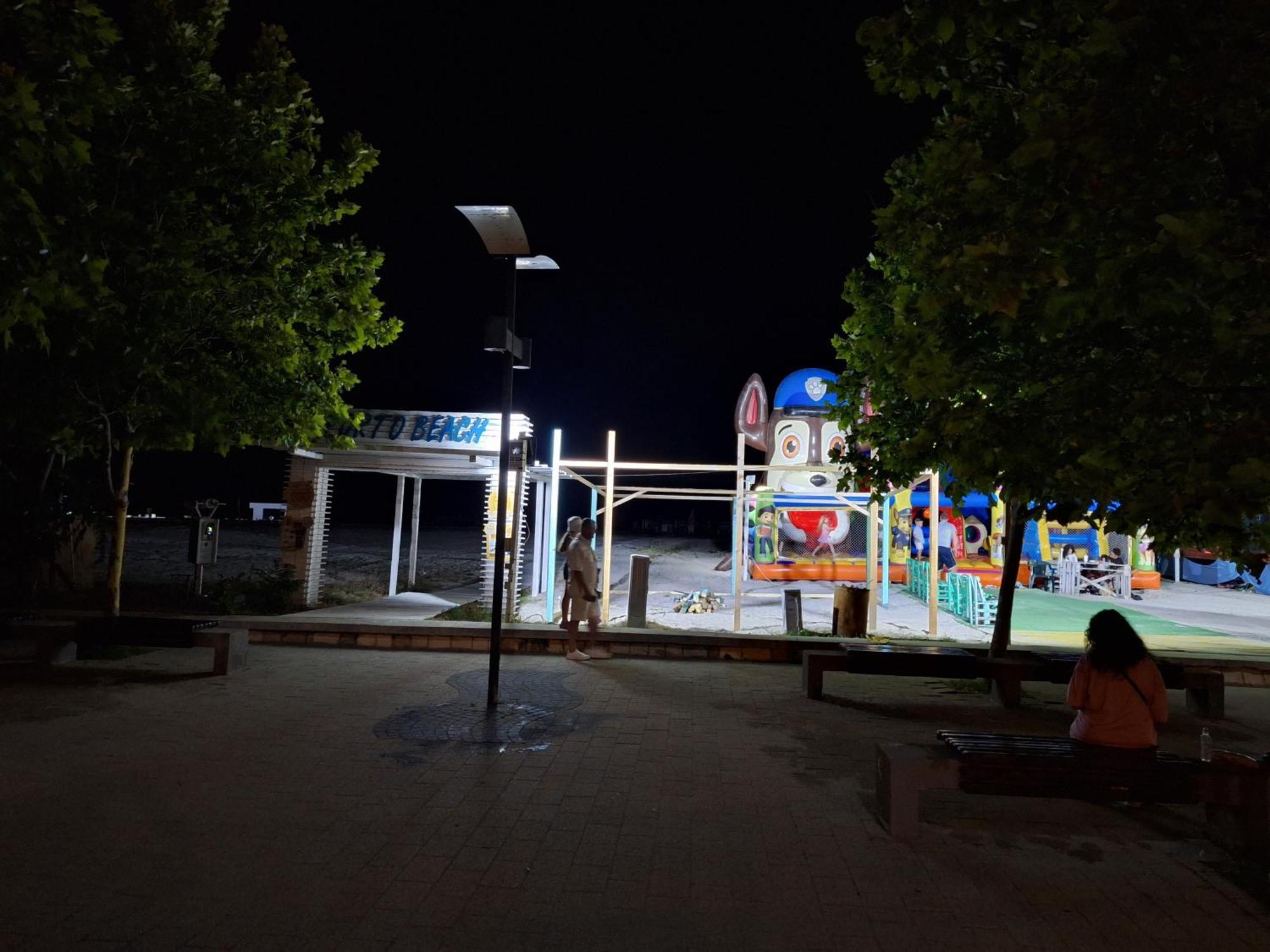 Elysse Sunrise Apartment Mamaia Exterior photo